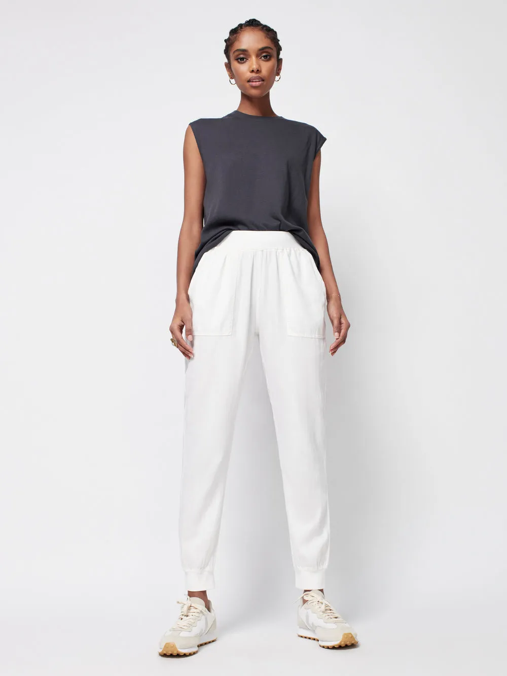 Arlie Day Pant - White