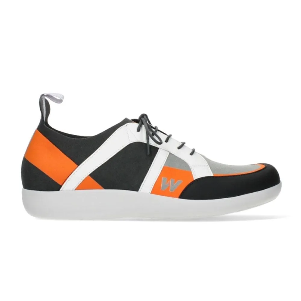 Base Sneaker