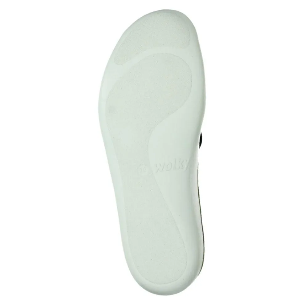 Base Sneaker