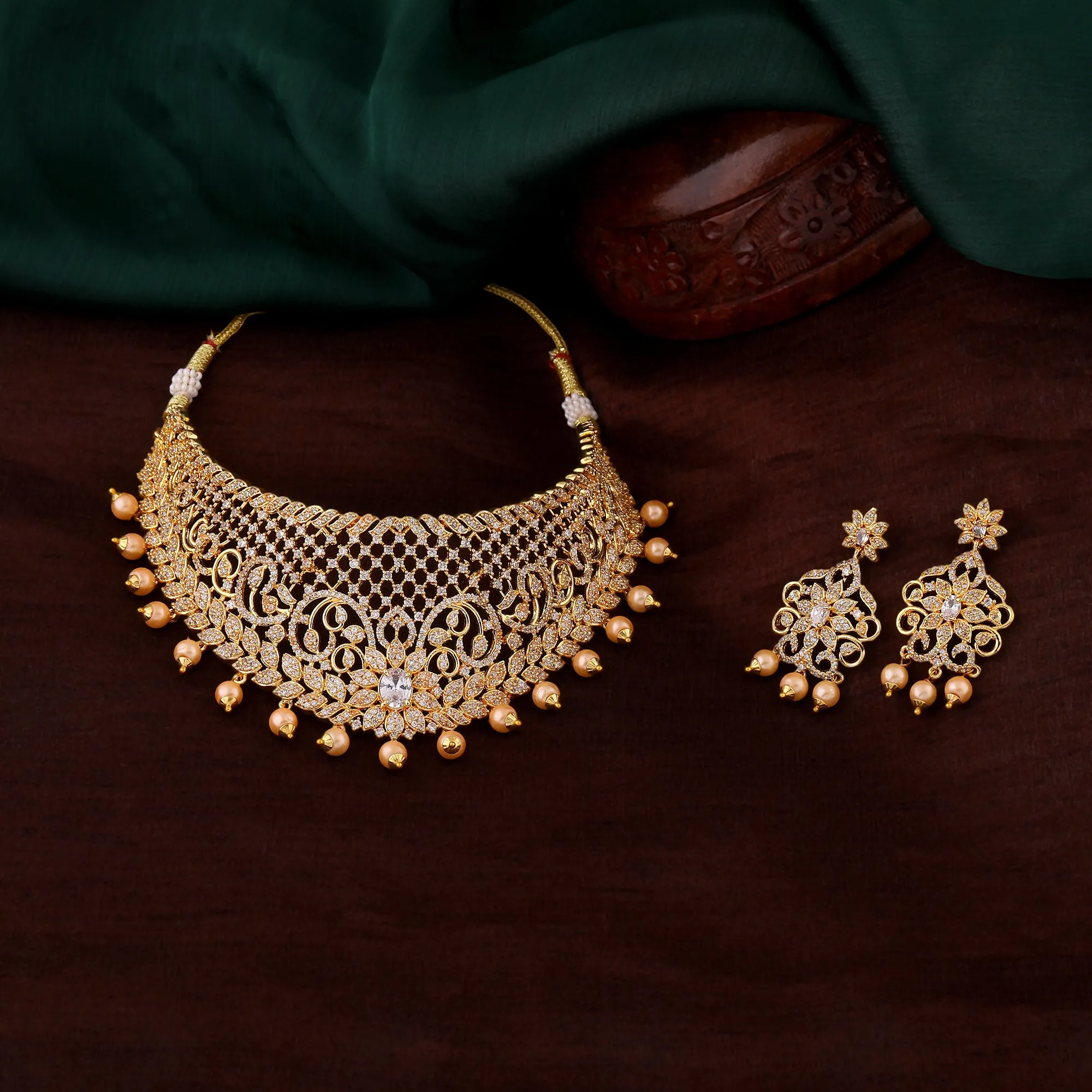 Estele Gold Plated CZ Fascinating Bridal Choker Necklace Set with Crystals & Pearl for Women