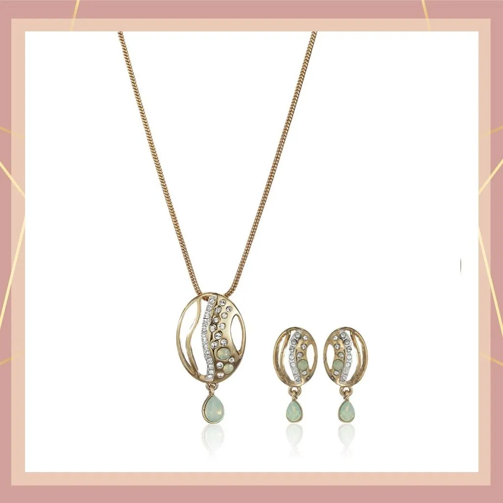 Estele - Gold Plated fancy pendant set with Austrian crystals and Mint Stones