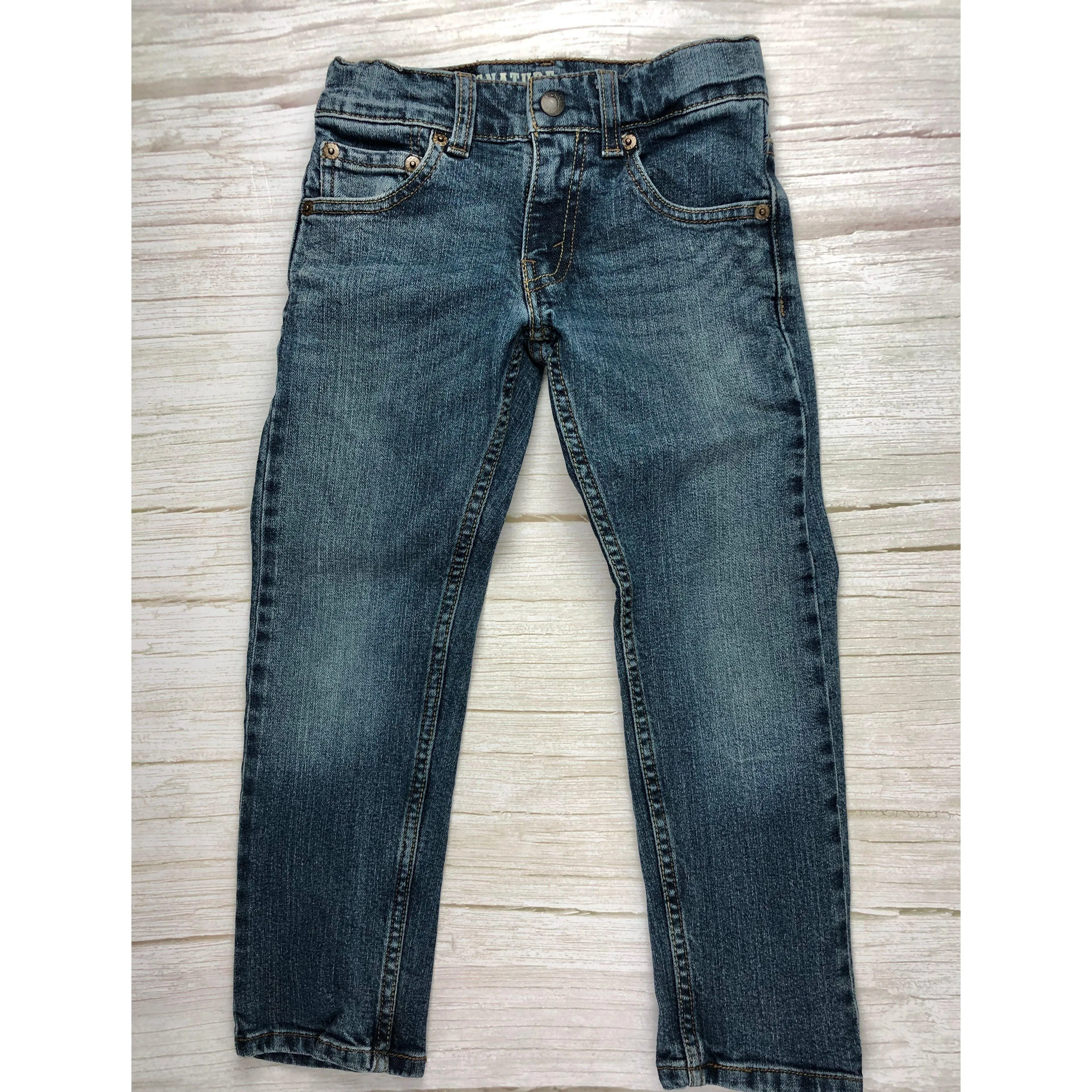 Levis Signature Classic Slim Straight Kids Jeans - Size 6Y