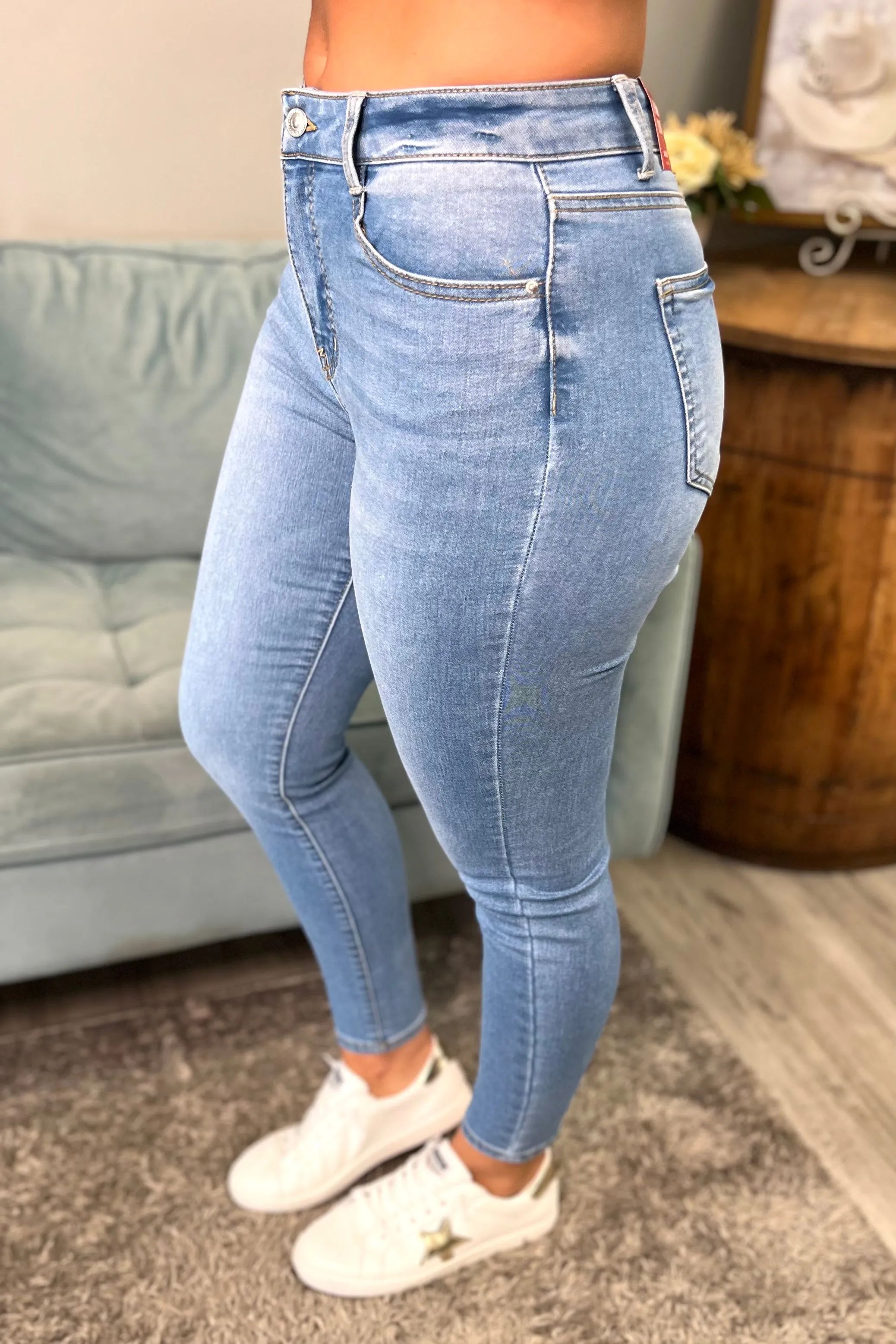 Light Wash Skinny Jeans