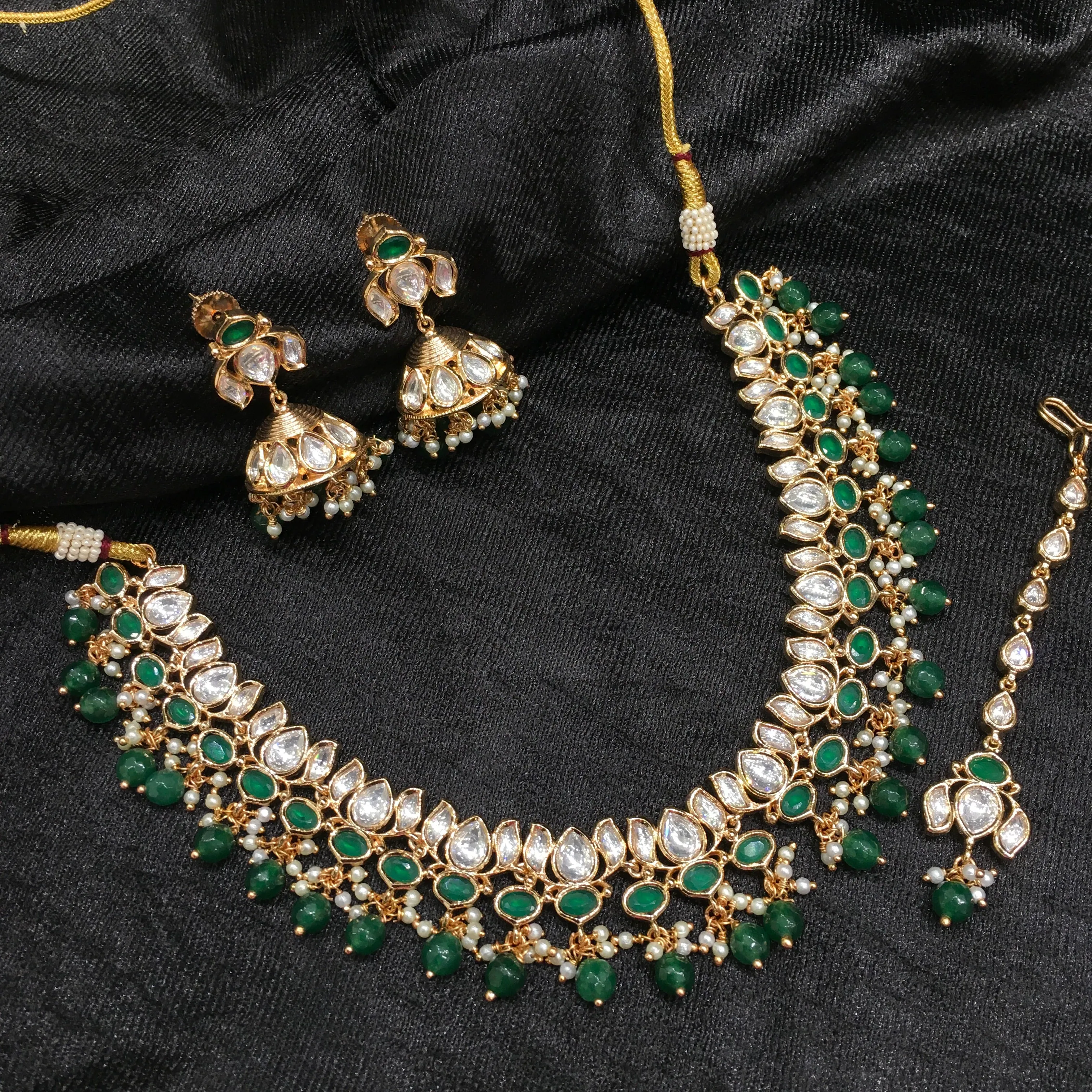 Round Neck Kundan Necklace 4253-68