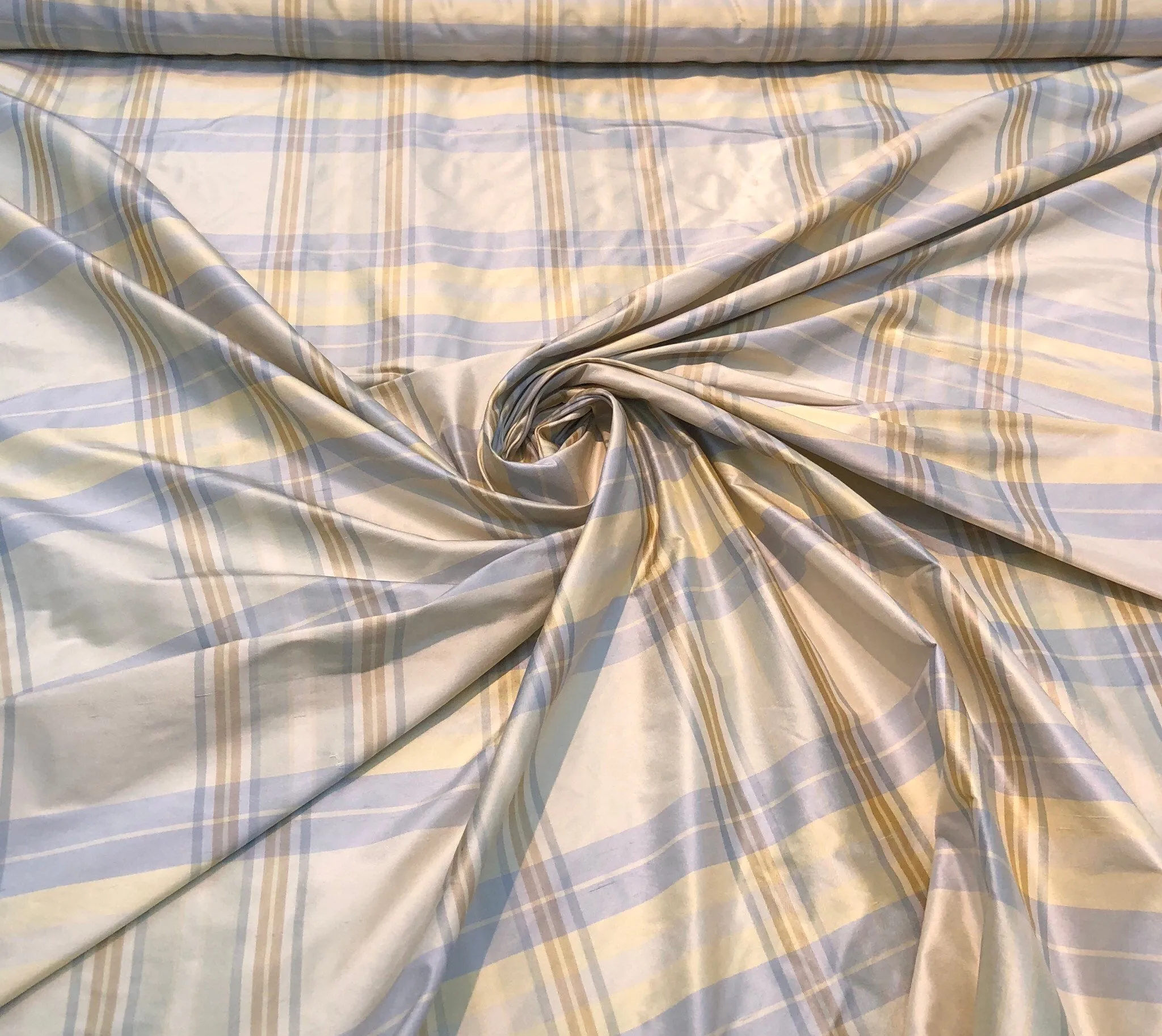 Silk shantung plaid 54&quot; wide    Beautiful beige purple color silk shantung fabric sold by the yard