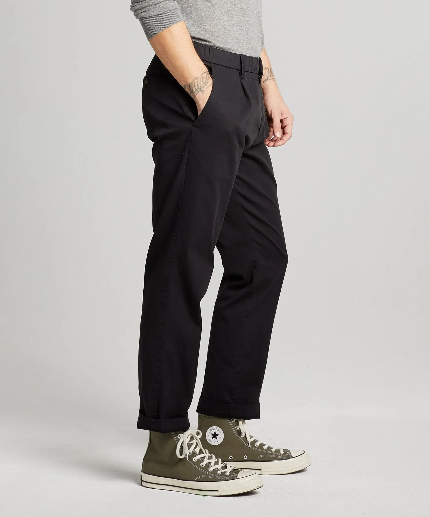 The Pleated Pant in Black