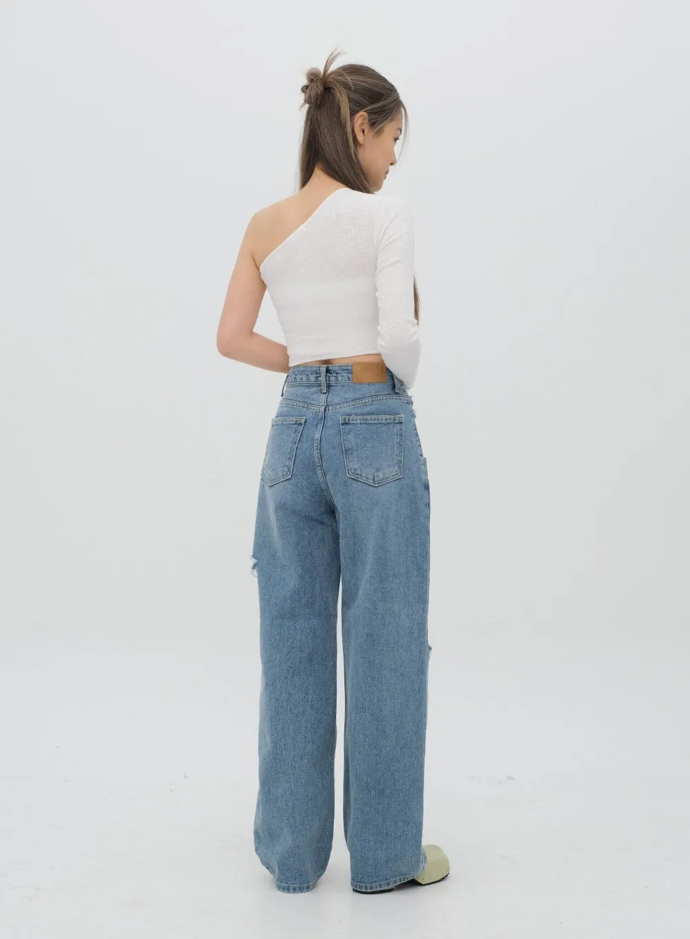 Torn Wide Leg Jeans C1002